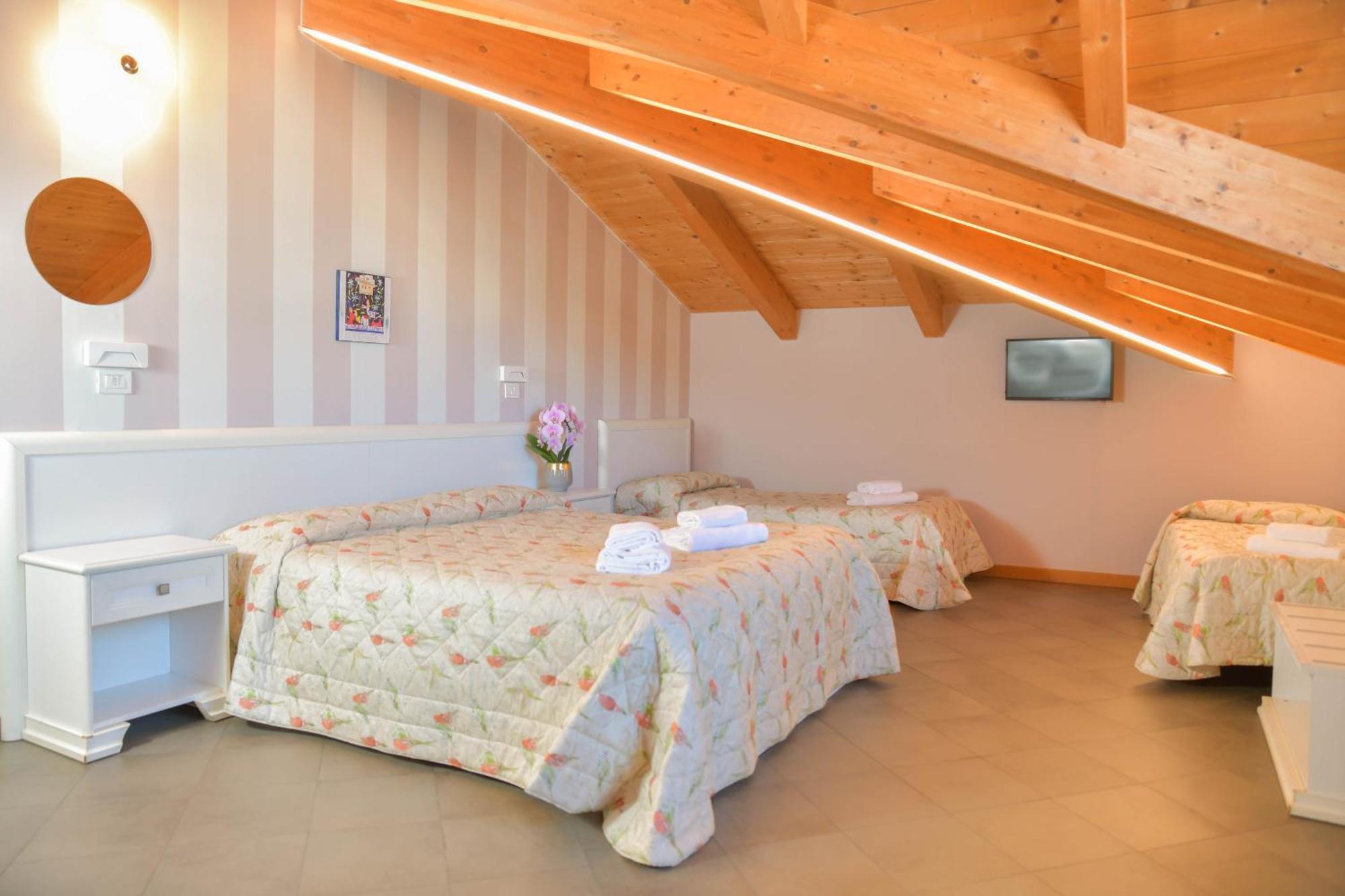 Made In Italy Hotel Bergamo Luaran gambar
